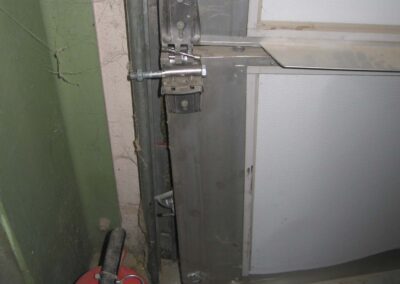 Keller Tor-Systeme Günther Tore Originalteile aller Generationen, Rolle fehlt, Selstbehelf mit Schraube ist keine Lösung...